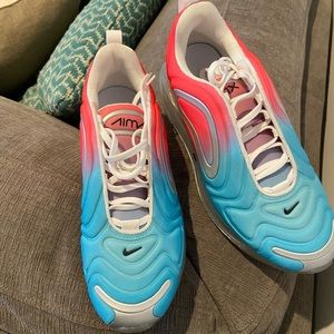 Nike Women’s Air Max 720 AR9293600 Pink Sea Blue Clear Sole SIZE 8.5